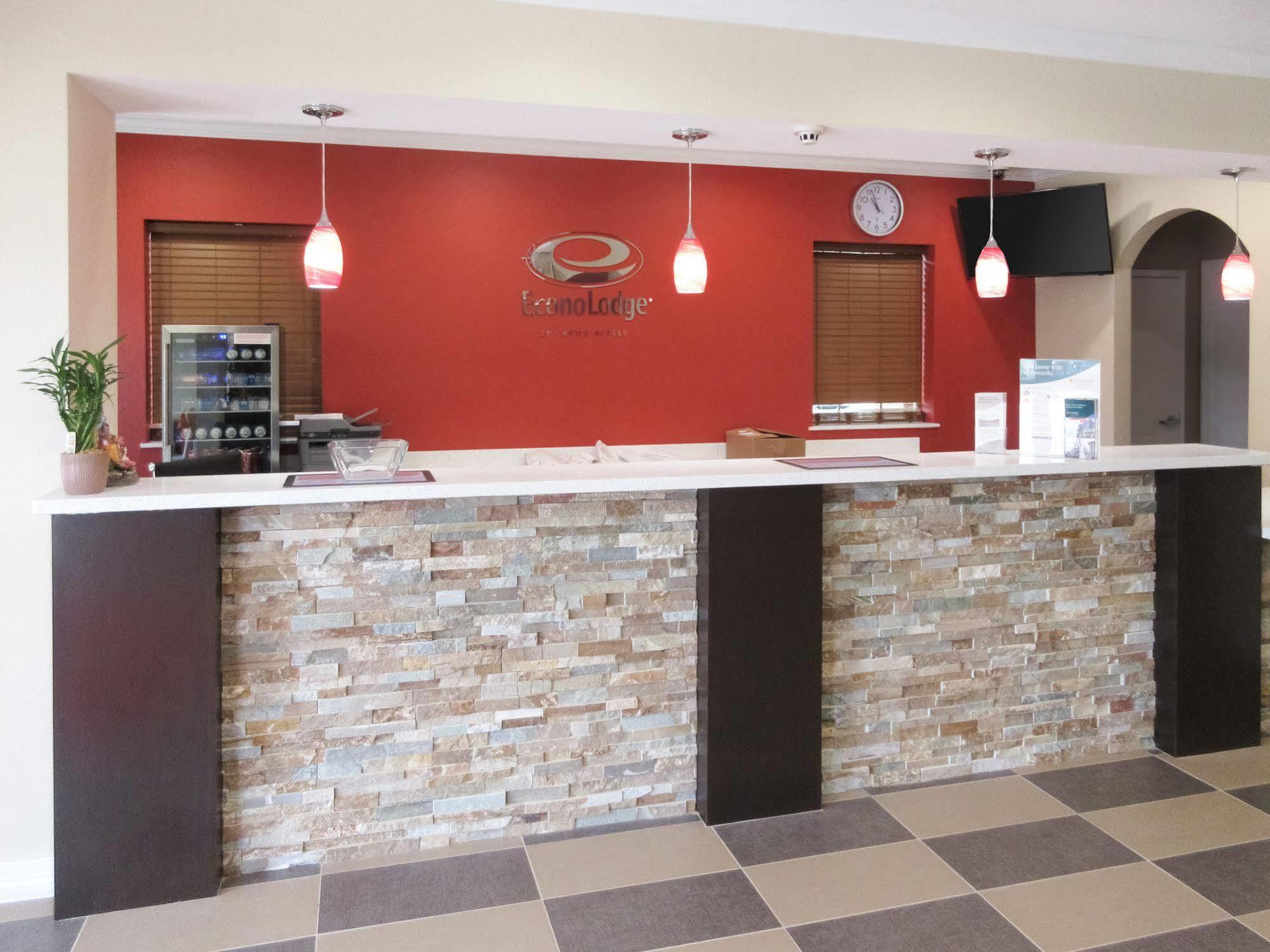 Scottish Inns & Suites Spring - Houston North Eksteriør billede