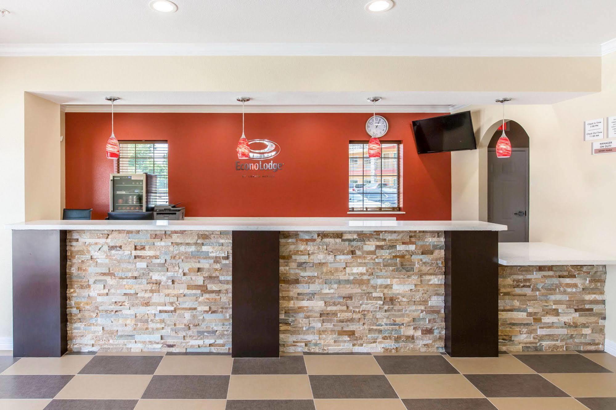 Scottish Inns & Suites Spring - Houston North Eksteriør billede