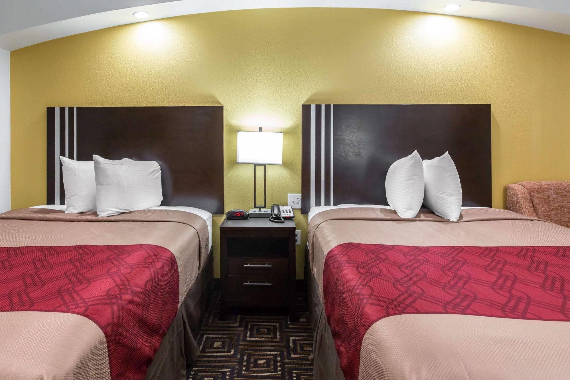 Scottish Inns & Suites Spring - Houston North Eksteriør billede