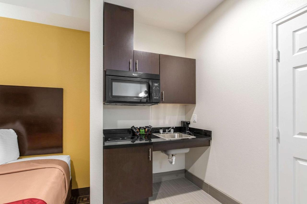 Scottish Inns & Suites Spring - Houston North Eksteriør billede